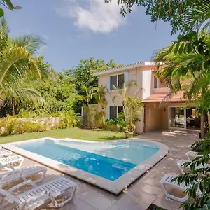 Picalu & Apartment Puerto Aventuras